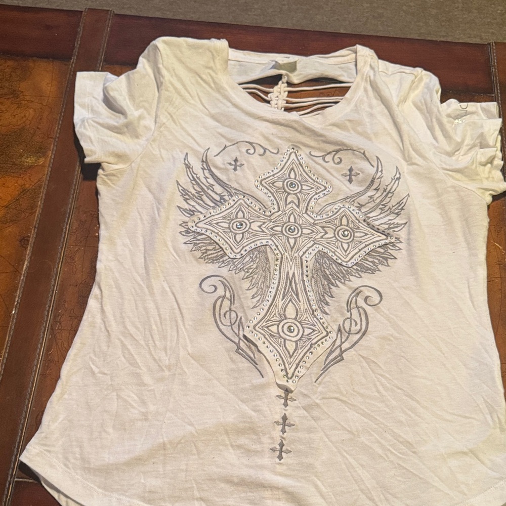 Affliction White Short Sleeve Graphic Tee with Cross and Wings